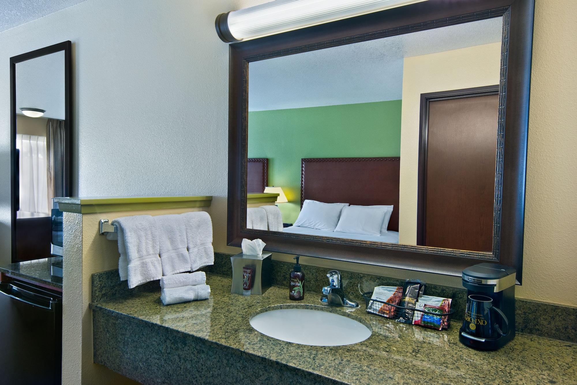 Oxford Suites Hermiston Exteriör bild