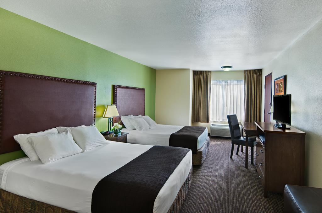 Oxford Suites Hermiston Rum bild