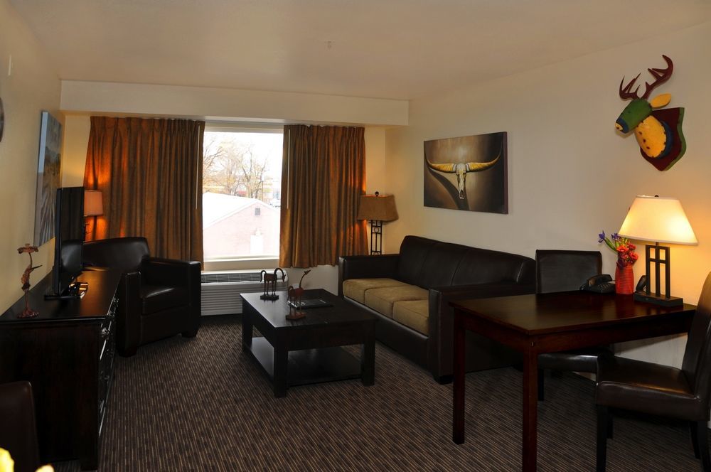 Oxford Suites Hermiston Exteriör bild