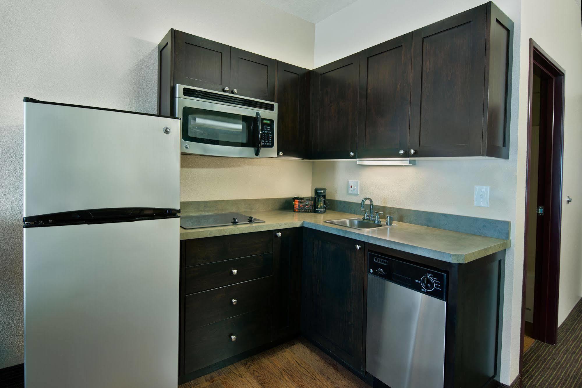 Oxford Suites Hermiston Exteriör bild